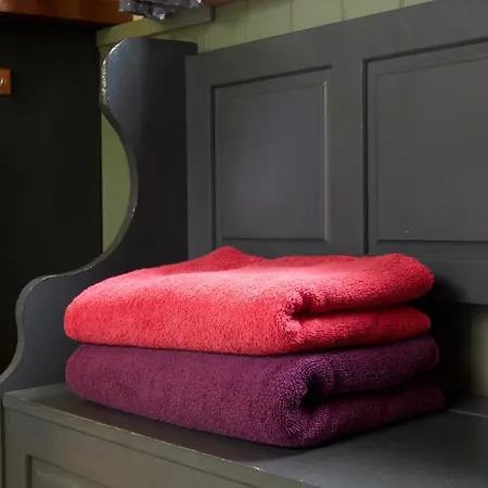 Blue Cabin - Shepherds Hut בית נופש יורק
